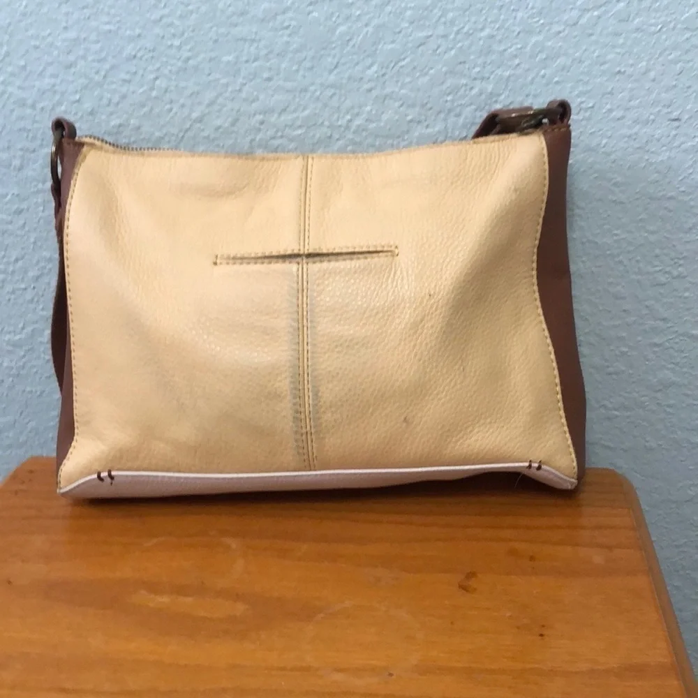 The SAk leather - Picture 2 of 8